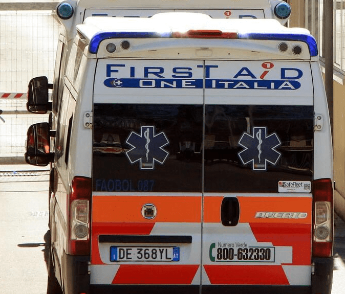 Σοκαριστικό τροχαίο στην Ιταλία: 5χρονη εκτοξεύτηκε από το παράθυρο αυτοκινήτου και σκοτώθηκε