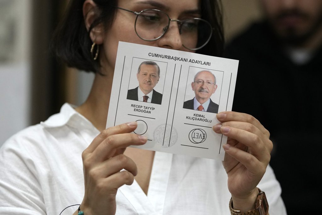 Οι Κούρδοι ψηφοφόροι με «βαριά καρδιά» υποστήριξαν Κιλιτσντάρογλου
