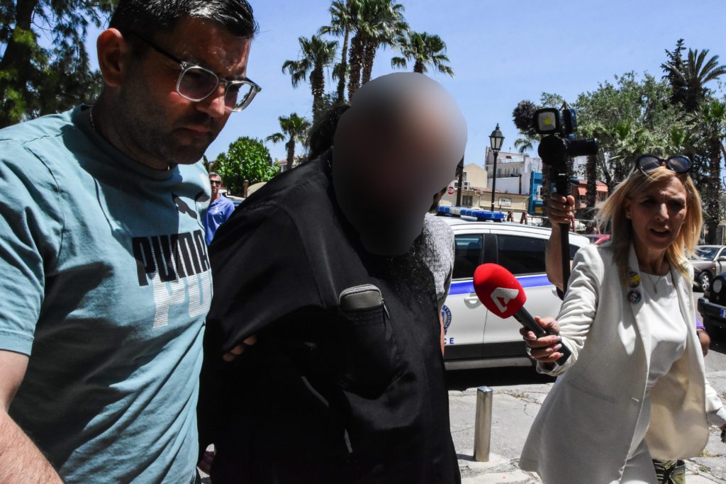 Ναύπλιο: Ελεύθερος με περιοριστικούς όρους ο Αρχιμανδρίτης που κατηγορείται για χυδαίο βίντεο στον 12χρονο