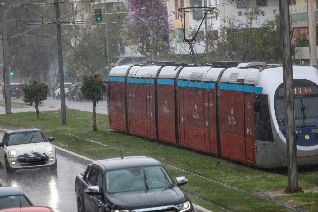 Καιρός: Επικαιροποίηση του έκτακτου δελτίου επιδείνωσης – Σαββατοκύριακο με βροχές και καταιγίδες