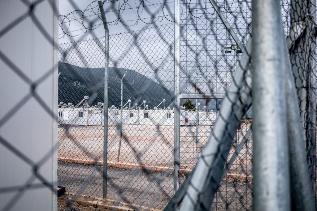 Ναυάγιο στην Πύλο: Απολογούνται οι 9 συλληφθέντες – Οι κατηγορίες που αντιμετωπίζουν