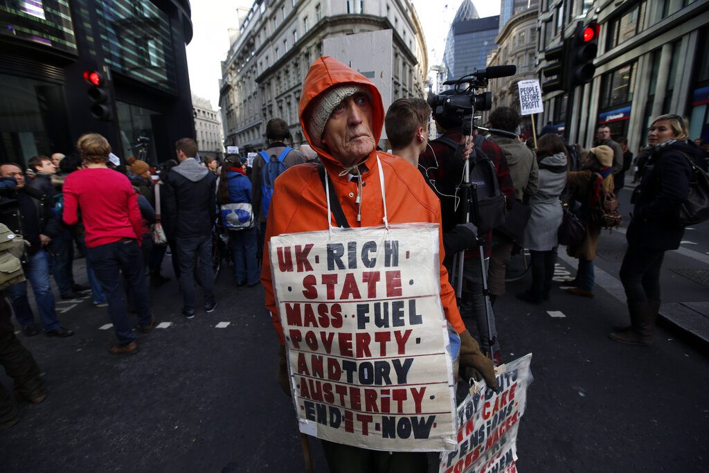 Έκθεση: Ένας στους επτά Βρετανούς αντιμετώπισε πείνα το 2022 – Λόγω έλλειψης χρημάτων
