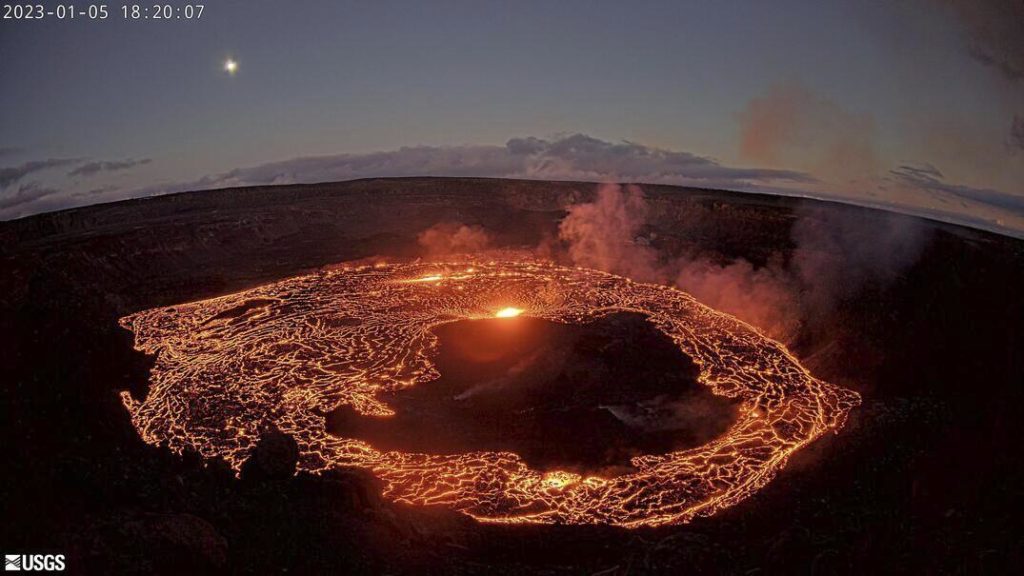 ΗΠΑ: Εξερράγη το ηφαίστειο Κιλαουέα στη Χαβάη (Video)