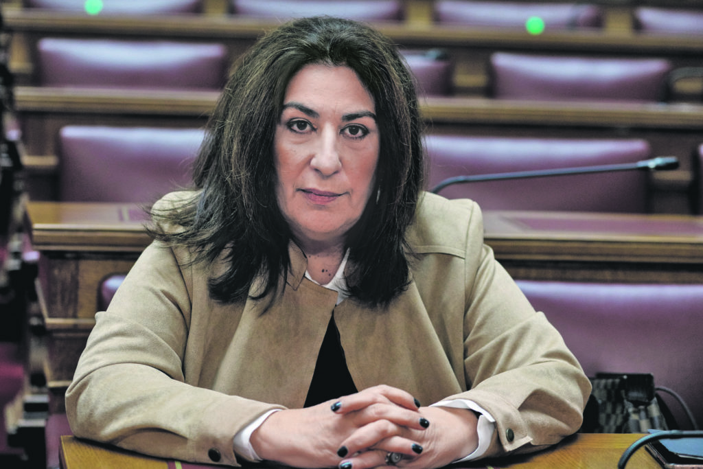 Τόνια Αντωνίου: «Να δώσει το λιμενικό το βίντεο από την Πύλο»