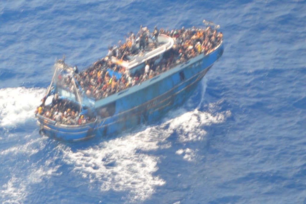 Δικηγόρος για ναυάγιο στην Πύλο: «Τα σκάφη της Frontex έχουν κάμερες – Εάν δεν υπήρξαν, οφείλουν να δώσουν εξηγήσεις» (Video)