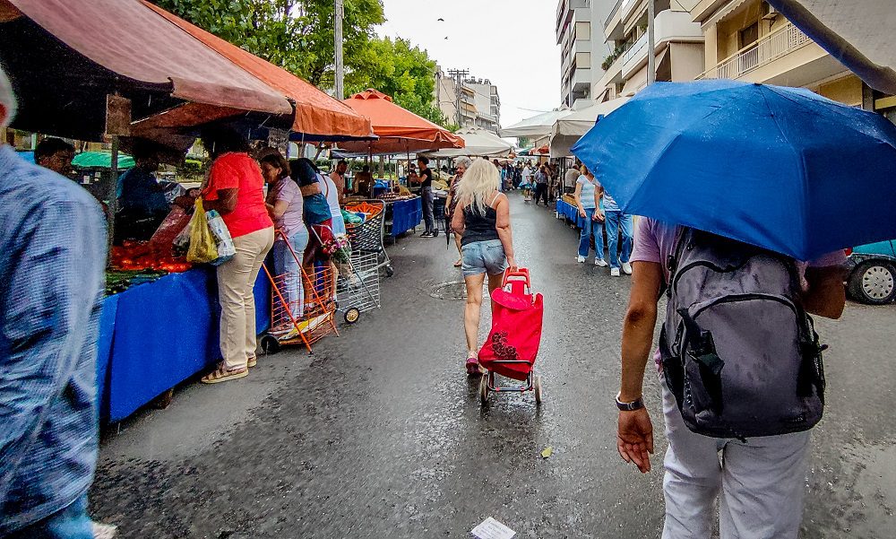 Καιρός: Συνεχίζονται οι βροχές και καταιγίδες την Κυριακή – Πότε προβλέπεται βελτίωση