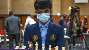Νέο «παγκόσμιο» αφεντικό στο σκάκι &#8211; Ο 17χρονος Ινδός που νίκησε τον 5 φορές παγκόσμιο πρωταθλητή