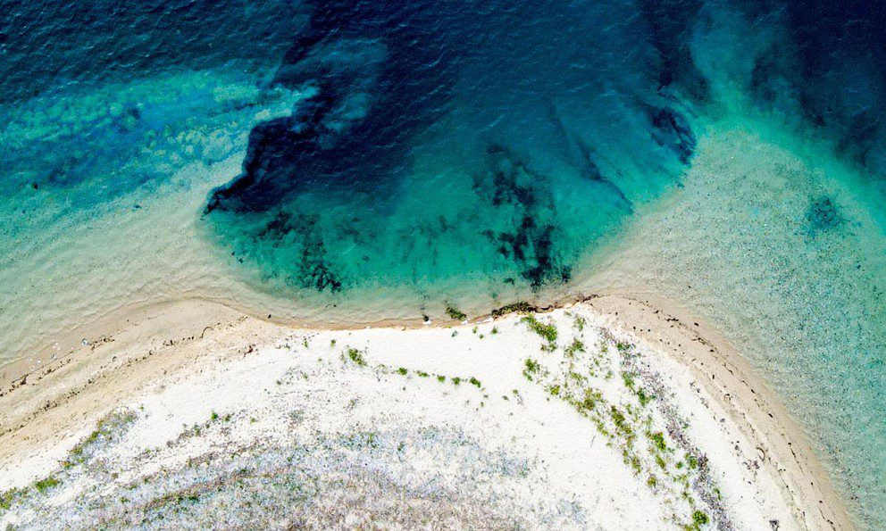 «Βυθίστηκε» τμήμα παραλίας στη Βόρεια Εύβοια μετά τον σεισμό στην Αταλάντη (Video – Photos)