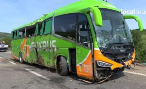 Ιταλία: Ένας νεκρός και 14 τραυματίες από πτώση λεωφορείου σε γκρεμό