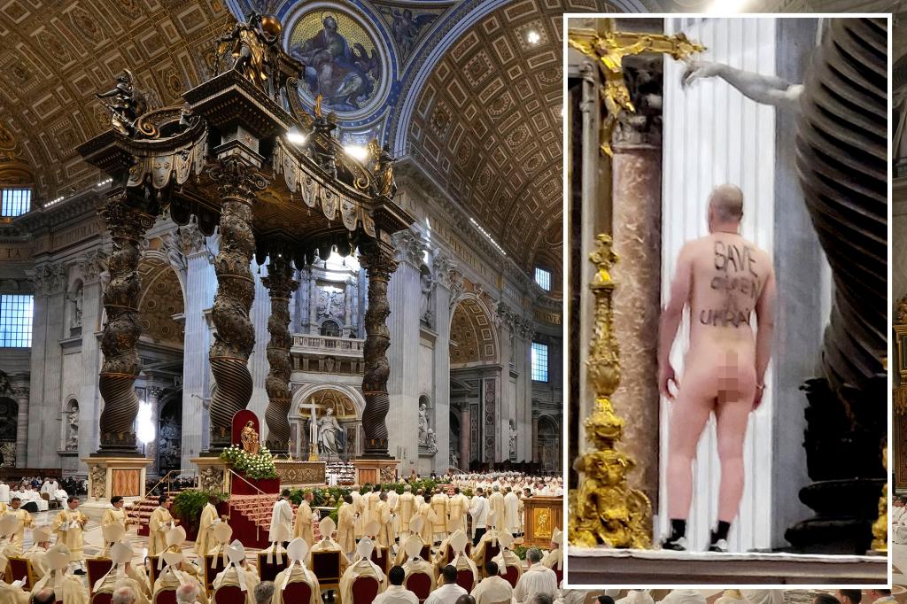 Βατικανό: Τελετή «εξαγνισμού» στον Αγιο Πέτρο μετά τον… γυμνό άνδρα