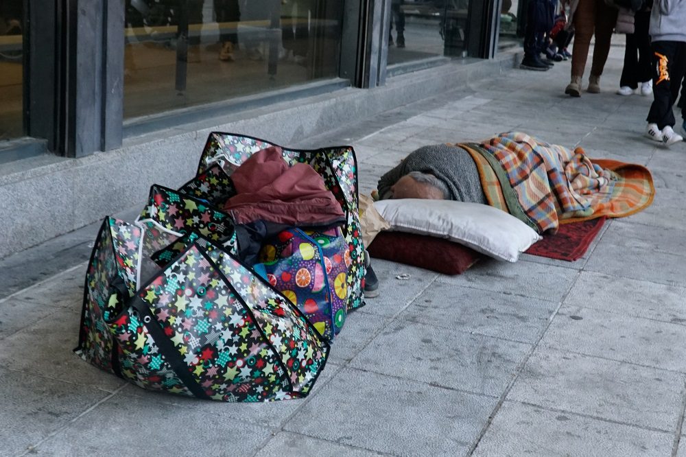 Η Ελλάδα της φτώχειας λίγο πριν από την κάλπη