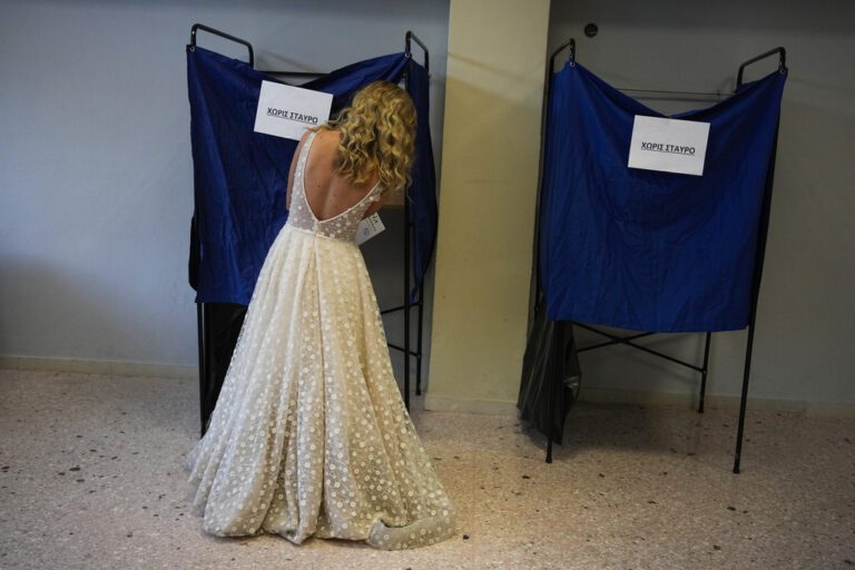 Εκλογές 2023: Από το γαμήλιο γλέντι κατευθείαν στην κάλπη (Photos)