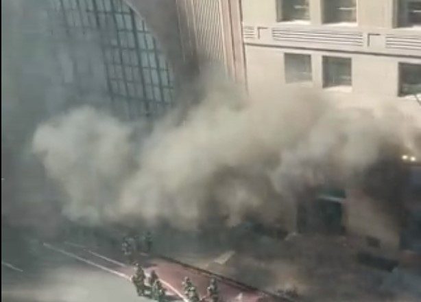 Νέα Υόρκη: Πυρκαγιά στο υπόγειο του καταστήματος Tiffany (Video)