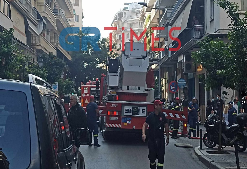 Φωτιά σε κλινική στο κέντρο της Θεσσαλονίκης (Photos – Video)