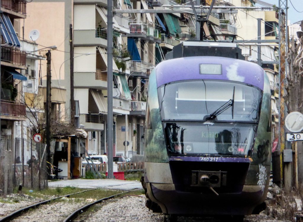Σύγκρουση ΙΧ με αμαξοστοιχία στην Ιερά Οδό – Η ενημέρωση της Hellenic Train