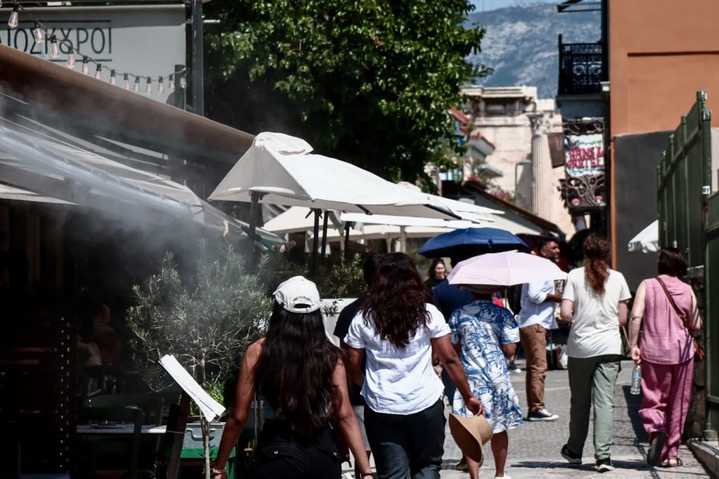 Καύσωνας: Καμίνι η χώρα – Έρχονται… «46άρια» την Τετάρτη