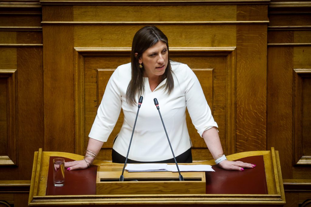 Κωνσταντοπούλου στη Βουλή: «Έχουμε τρεις αριστερόχειρες βουλευτές στην Πλεύση Ελευθερίας»