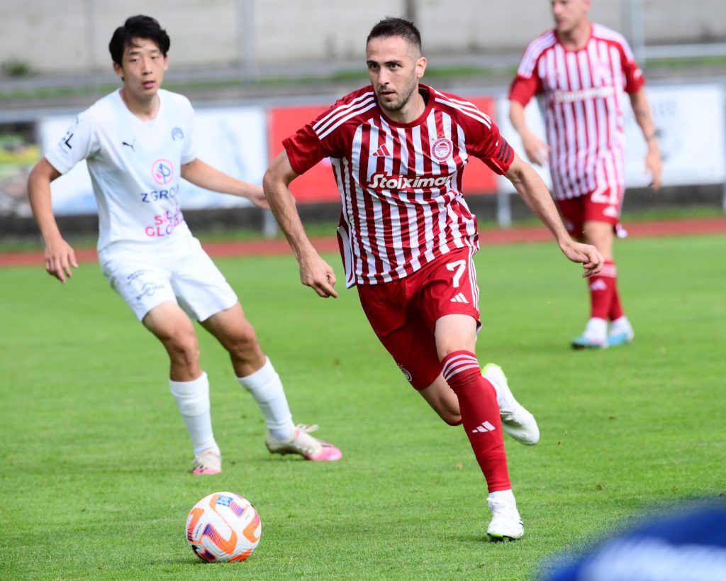 Ολυμπιακός: Με Ελ Αραμπί από τα παλιά νίκη 2-1 επί της Σλοβάτσκο
