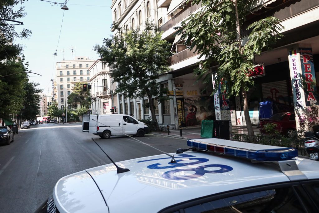 Συνελήφθη 61χρονος για τους εμπρηστικούς μηχανισμούς στην Τεκτονική Στοά στην Αχαρνών