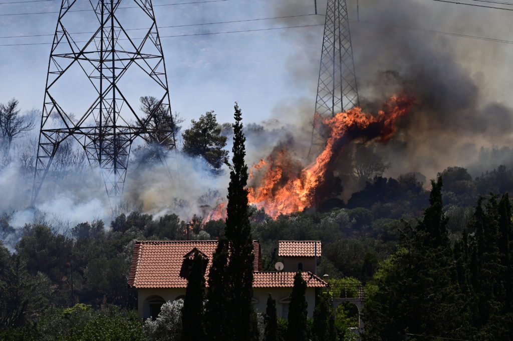 Πληροφορίες για εγκλωβισμένους ηλικιωμένους στο Λαγονήσι – «Δεν μπορούν να φύγουν από το σπίτι» (Video)