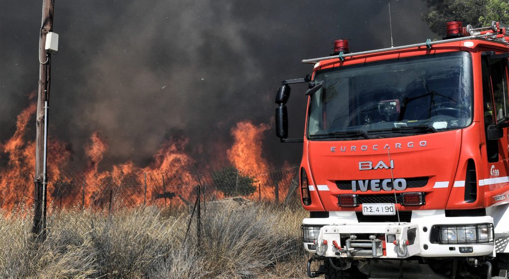 Συναγερμός στην πυροσβεστική: Ξέσπασε φωτιά στη Βόλβη Θεσσαλονίκης