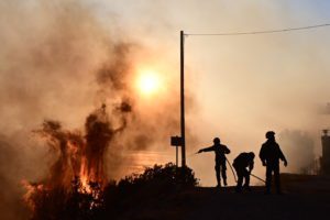 Υψηλός κίνδυνος πυρκαγιάς – «Κόκκινες» 5 περιοχές της χώρας