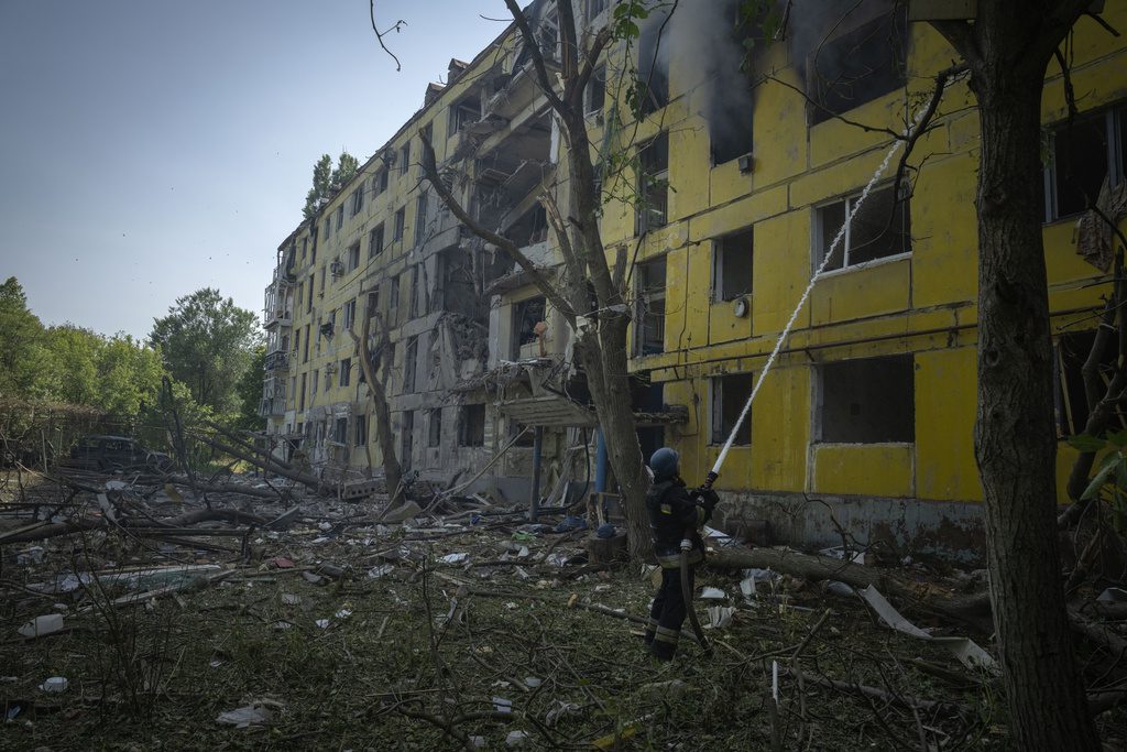Πόλεμος στην Ουκρανία: Νεκροί τέσσερις άμαχοι από ρωσικούς βομβαρδισμούς στη Ζαπορίζια