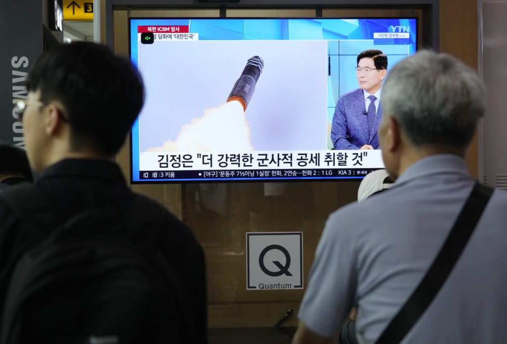 Η Βόρεια Κορέα εκτόξευσε βαλλιστικό πύραυλο προς τη Θάλασσα της Ιαπωνίας