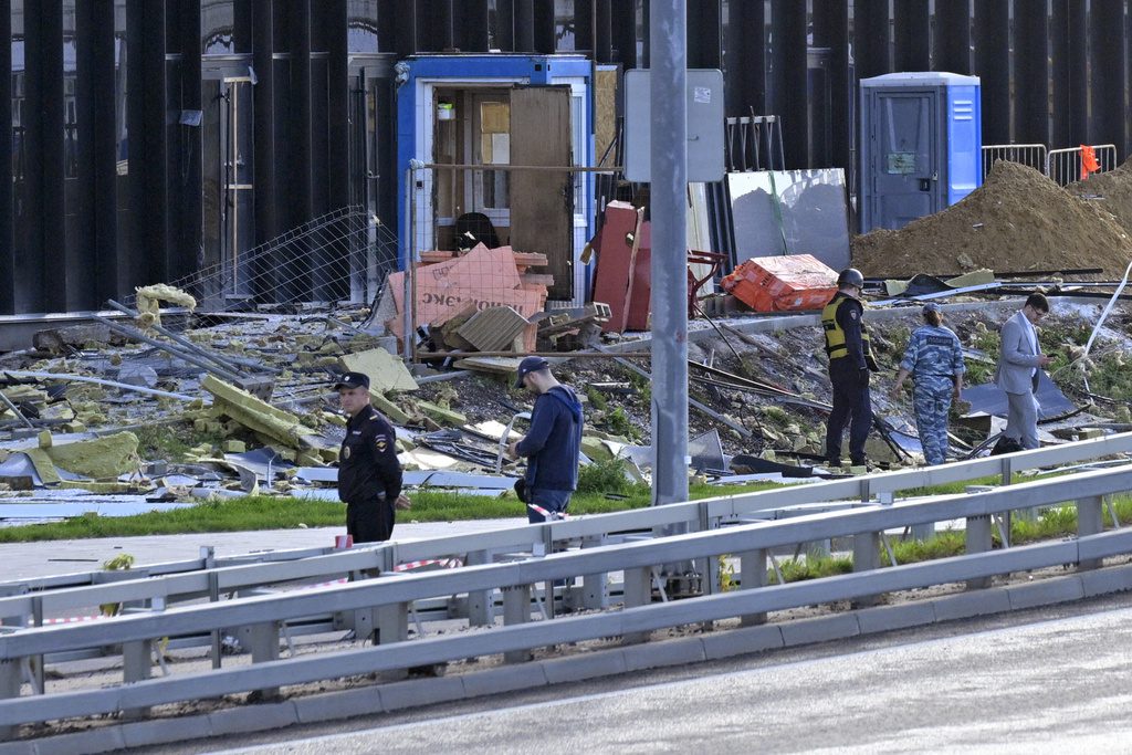 Πόλεμος στην Ουκρανία: Αποκρούστηκε ουκρανική επίθεση με drone στη Μόσχα – Στο στόχαστρο αποθήκη στην Κριμαία