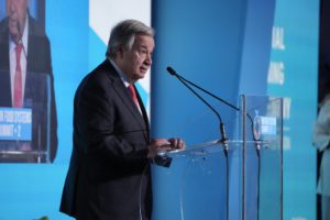 Αντόνιο Γκουτέρες: «Καλώ τον κόσμο να εργαστεί δίπλα-δίπλα με τα άτομα με αναπηρία»