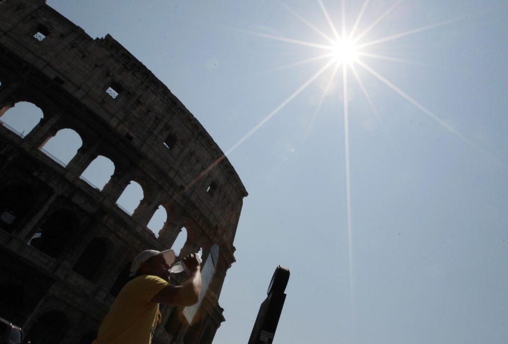 Ιταλία: Νέο κύμα καύσωνα θα σαρώσει τη χώρα με θερμοκρασίες – ρεκόρ