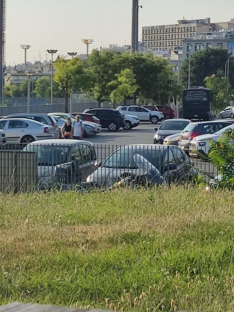 Πυροσβέστες δεν έχουμε, αλλά έχουμε ΜΑΤ να φυλάνε συναυλία του Ρέμου (Photos)