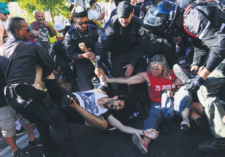 Το Ισραήλ διολισθαίνει στην αυταρχικότητα