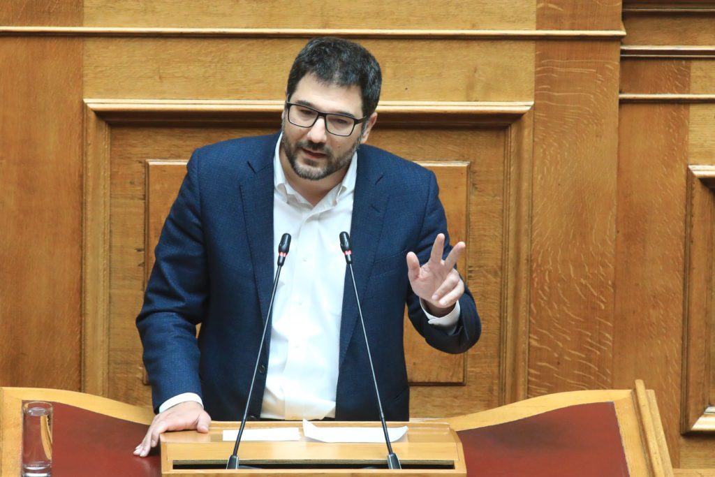 Ηλιόπουλος στη Βουλή: «Δώσατε τιμητική πολιτογράφηση στον Αγιαβέφε και όχι σε μετανάστες που τιμούν την Ελλάδα»