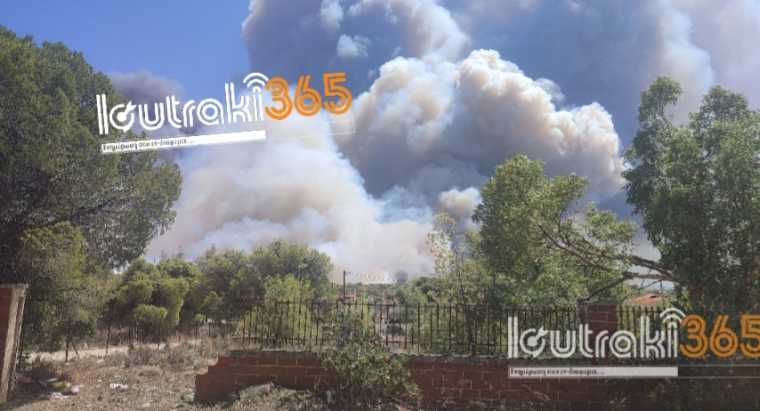 Φωτιά στο Λουτράκι: Νέο 112, εκκενώνονται δύο οικισμοί – «Ιδιαίτερα μεγάλο το μέτωπο της πυρκαγιάς»