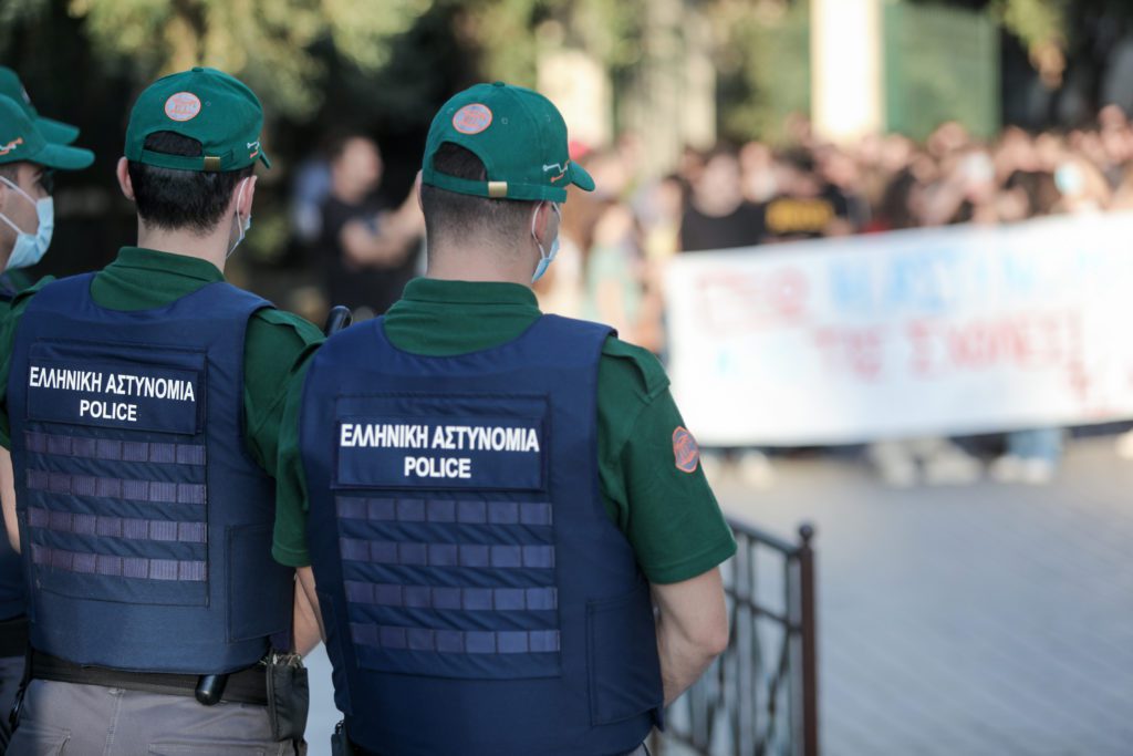 Ο Μητσοτάκης επιβεβαίωσε την κυβερνητική κυβίστηση – Δεν καταργεί την Πανεπιστημιακή Αστυνομία (Video)