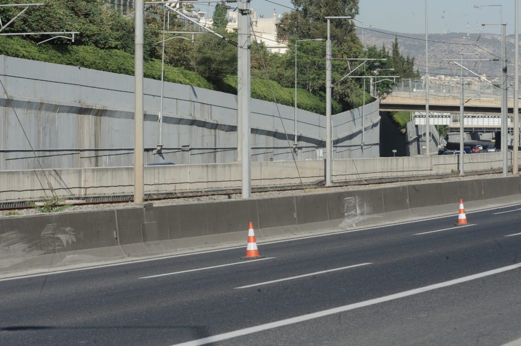 Αττικής οδός: Κλειστές λόγω εργασιών οι έξοδοι Πλαπούτα και Λ. Κύμης προς Ελευσίνα