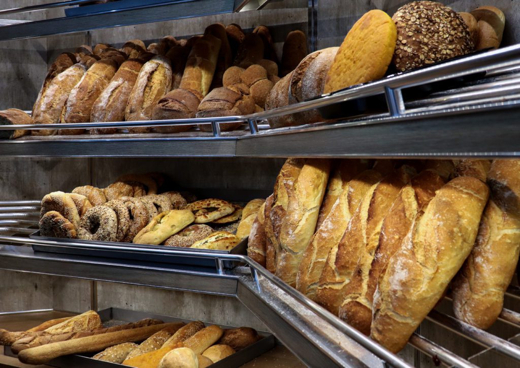 Ακρίβεια: «Καμπανάκι» από τον πρόεδρο του ΙΝΚΑ – «Θα πούμε το ψωμί, ψωμάκι» (Video)
