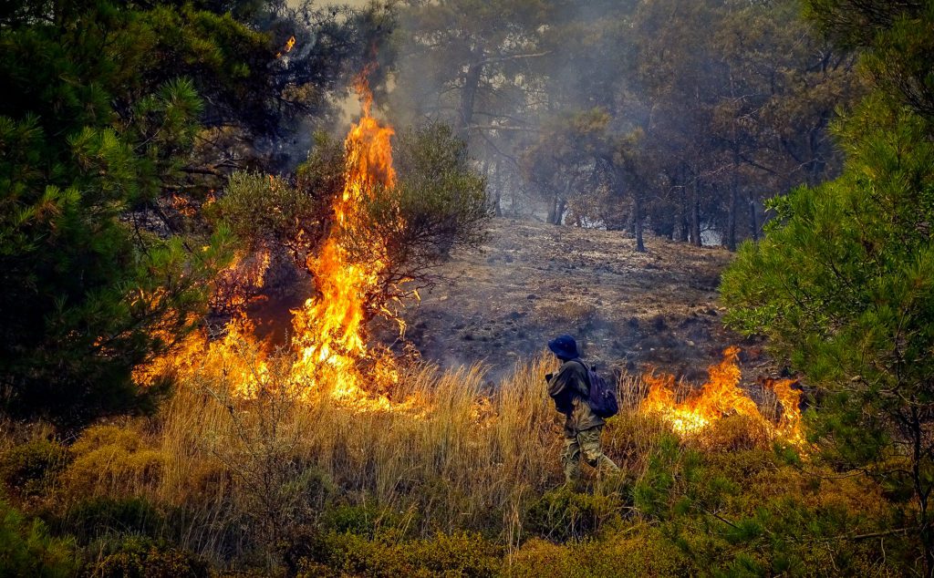 Ρόδος- 6ος νεκρός από τις πυρκαγιές: Εχασε τη ζωή του 40χρονος εθελοντής