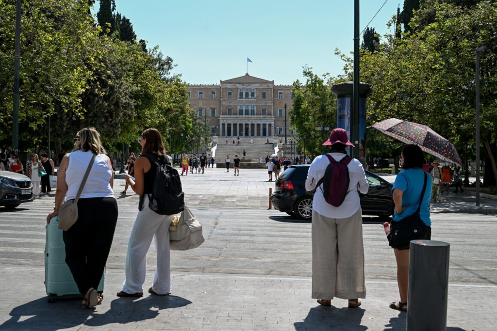 Καιρός: Θερμοκρασία σε μικρή άνοδο έως 38 βαθμούς Κελσίου