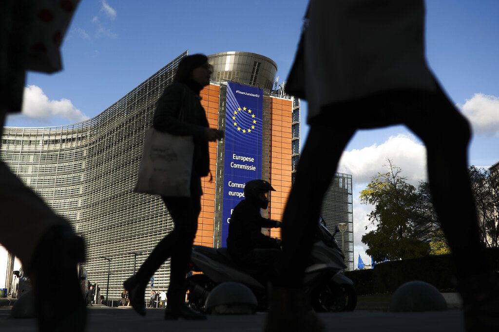 Η σκοτεινή πλευρά της ΕΕ – «Ξενάγηση» στα λόμπι των Βρυξελλών