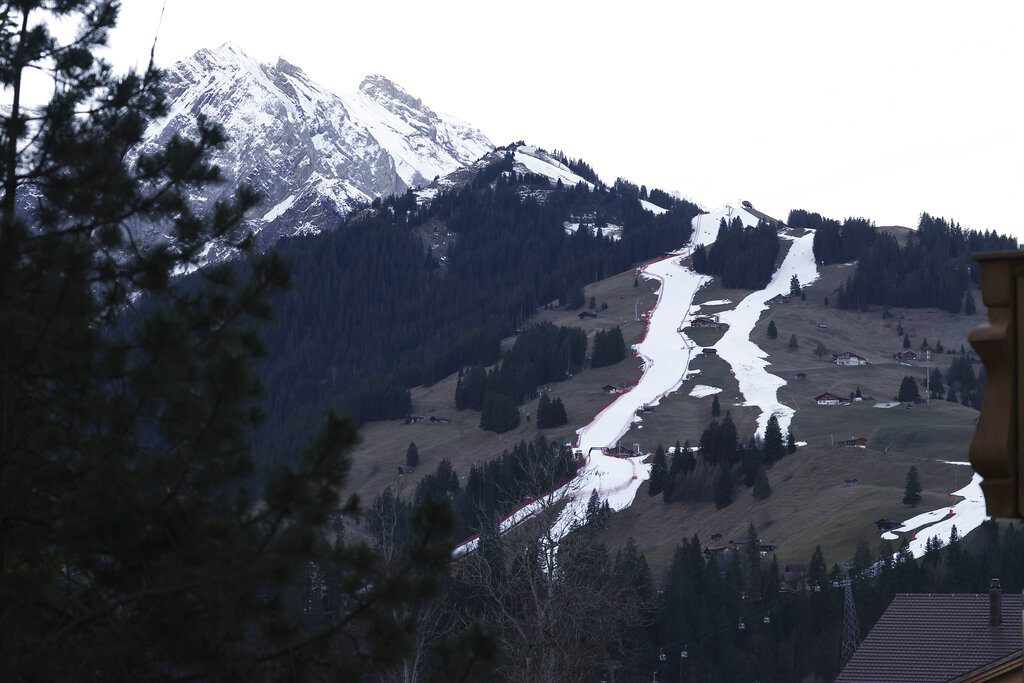 Καύσωνας και μετά… χιόνι στην  Ελβετία – Η θερμοκρασία έπεσε κατά 30 βαθμούς μέσα σε τέσσερις ημέρες