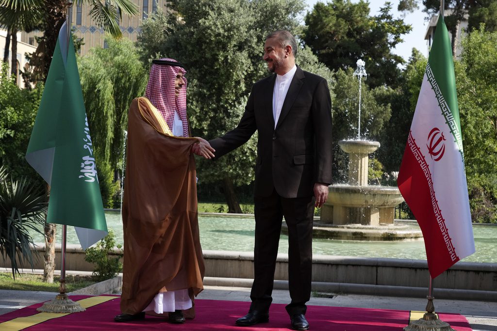 Νέα βήματα στη διπλωματική προσέγγιση Ιράν και Σαουδικής Αραβίας