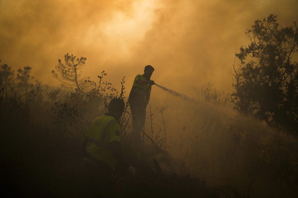 Πύρινος εφιάλτης και στην Τουρκία: Η πυρκαγιά έκαψε περισσότερα από 15.000 στρέμματα
