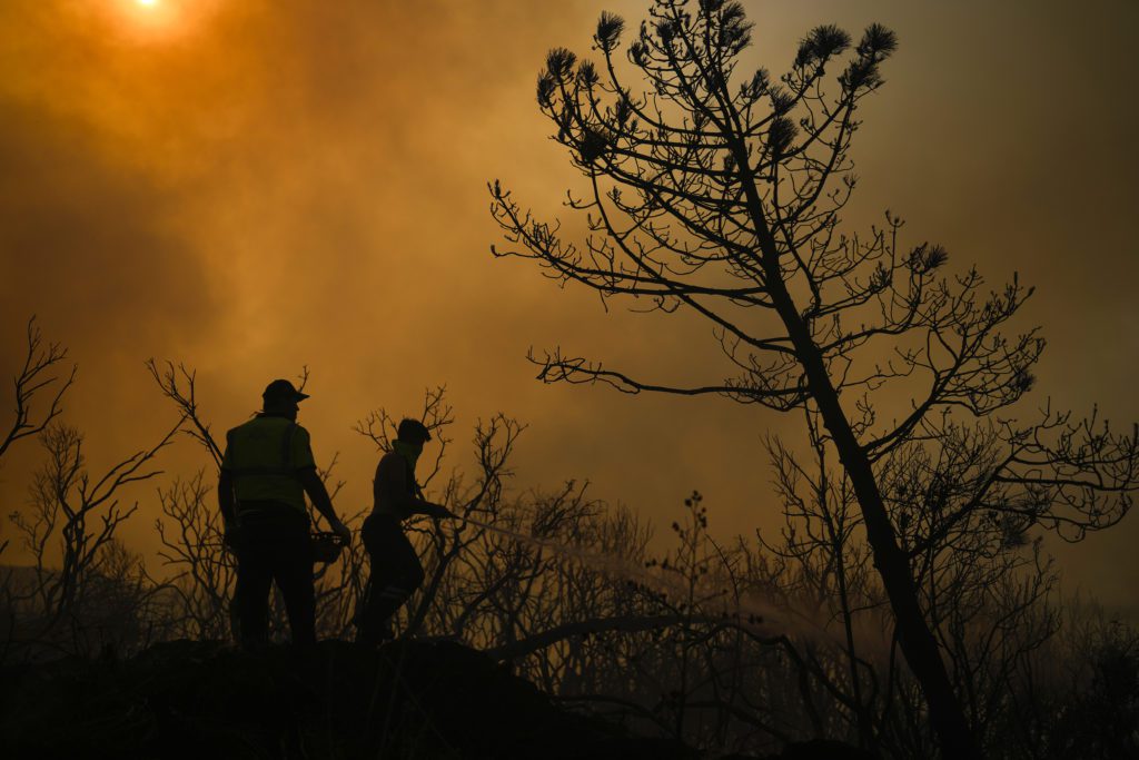 Πολύ υψηλός κίνδυνος πυρκαγιάς το Σάββατο σε τέσσερις περιφέρειες
