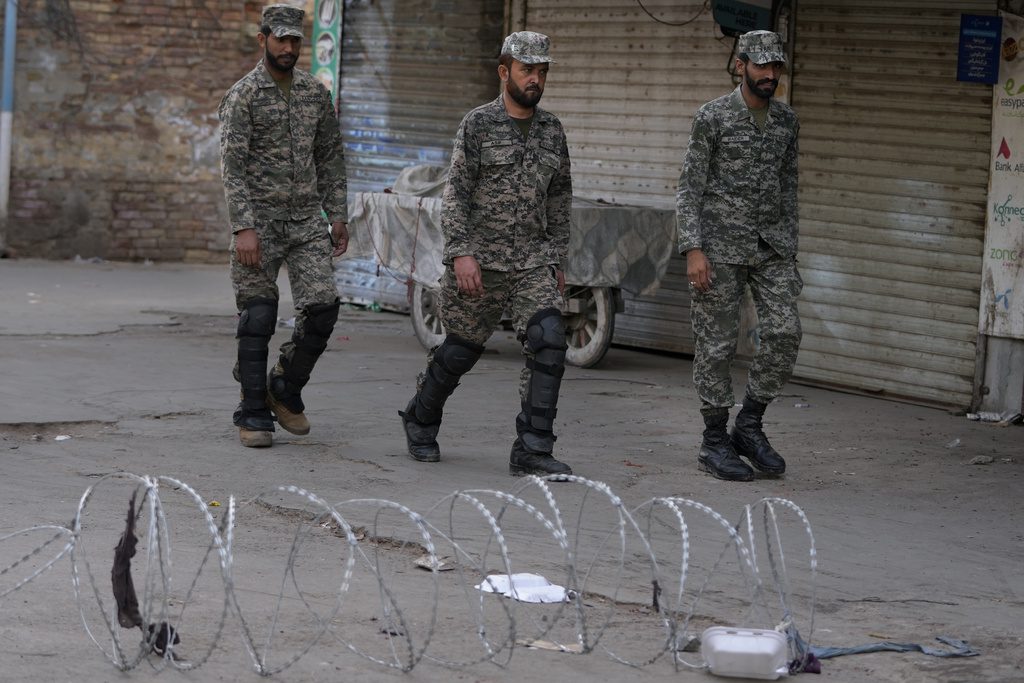 Πακιστάν: Νεκροί εννέα στρατιώτες σε επίθεση αυτοκτονίας στο Βόρειο Ουαζιριστάν