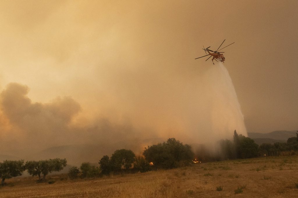 Πυρκαγιά στην Αλεξανδρούπολη: Έκλεισε ξανά η Εγνατία – Νέο μήνυμα του 112