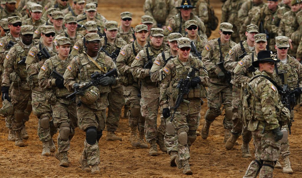 ΗΠΑ: Χωρίς αρχηγούς για πρώτη φορά στην ιστορία έμειναν οι ένοπλες δυνάμεις