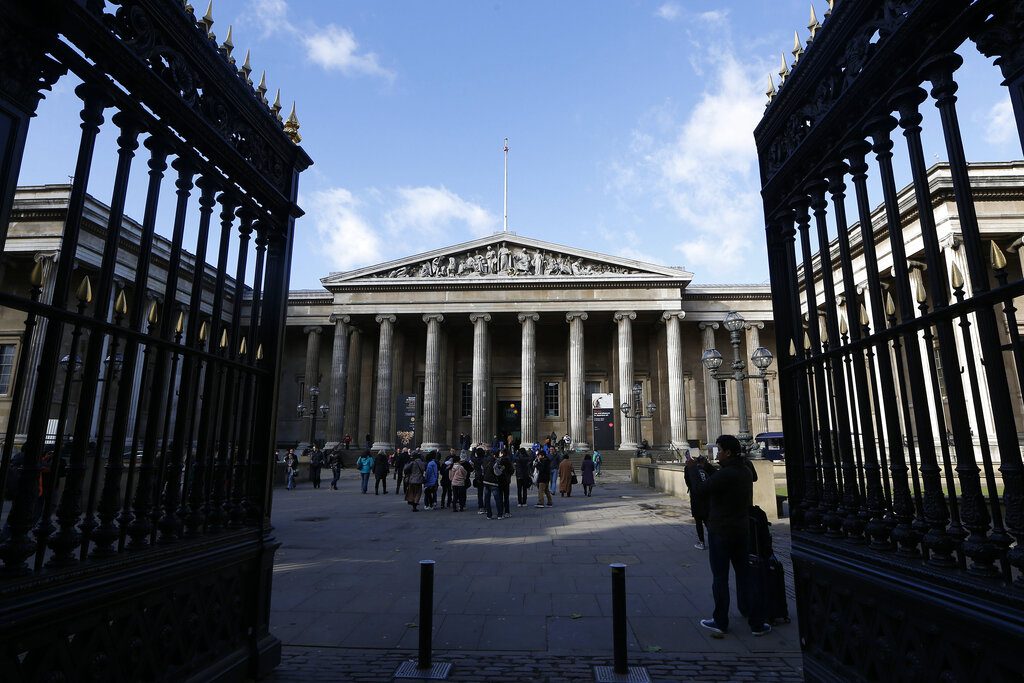 Βρετανικό Μουσείο: Νέες αποκαλύψεις για κλοπή χιλιάδων αρχαιοτήτων – μεταξύ των οποίων και ελληνικές