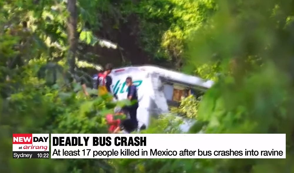 Μεξικό: Τουλάχιστον 18 νεκροί από πτώση λεωφορείου σε χαράδρα – Συγκλονιστικές εικόνες (Video)